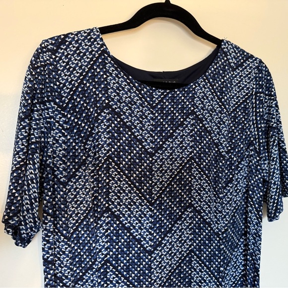 Enfocus Women Blue Print Short Sleeve Mini Dress with Pockets in Size 14W - Picture 3 of 7